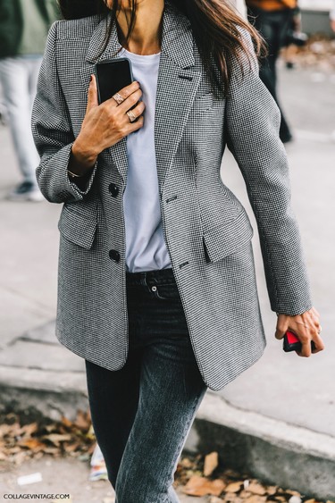 Los blazers de Balenciaga conquistan las calles de Paris