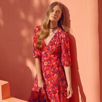 Rebajas de primavera en Springfield con descuentos de hasta el 30% en vestidos, camisas, blusas o pantalones