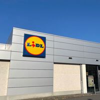 En solo tres días llega a Lidl el gadget 2 en 1 que es foco LED y batería externa por 12,99 euros