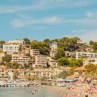 Antes de la guerra miles de turistas alemanes se marchaban en verano al Golfo Pérsico. Ahora tienen otro plan: Mallorca