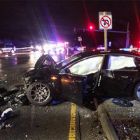 Tesla modificará la pantalla central del Model 3 tras un accidente que provocó heridas en un usuario