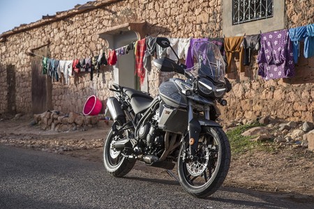 Triumph Tiger 800 2018 1