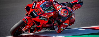 Pecco Bagnaia repite victoria en Misano y Enea Bastianini culmina la fiesta de Ducati estrenándose en el podio de MotoGP