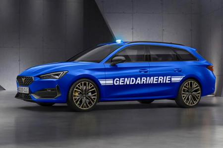 La Gendarmeria francesa valora fichar al nuevo CUPRA León de 300 CV como coche de intercepción rápida