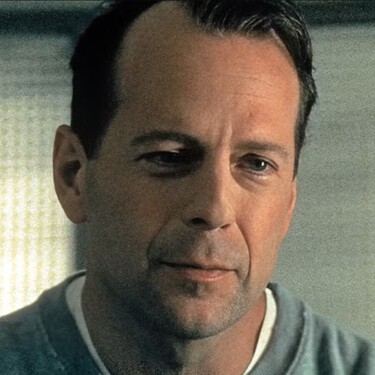 Bruce Willis forzó a Disney a cancelar una película casi acabada. Para compensarlo, después protagonizó los mayores éxitos de su carrera