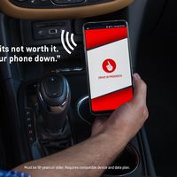 Una app emitirá un mensaje de tu madre recordándote que no debes usar el celular mientras manejas