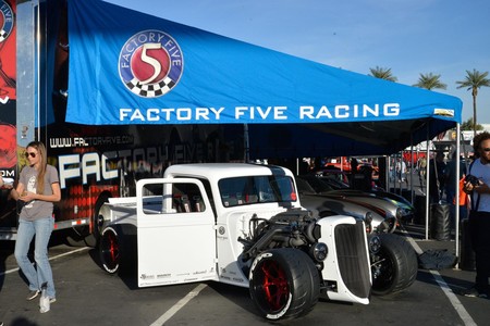SEMA Show 2018 pick up hot rod