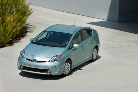 toyota-prius-hibrido-enchufable-ventas.jpg