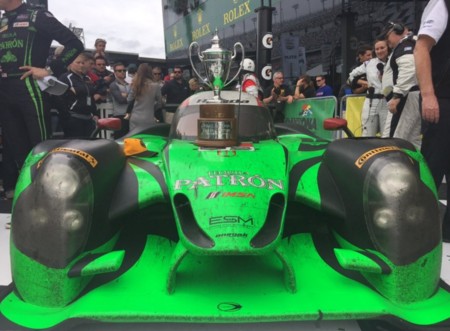 Un LMP2 tumba a los prototipos de Daytona y el Ford GT debuta oficialmente