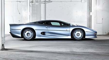 10 cosas que seguramente no sabías del Jaguar XJ220