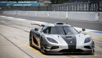 El Koenigsegg One:1 consigue un récord en Suzuka, de paseo (vídeo)