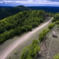 China desentierra su "carretera fantasma": una autopista de 13 km esculpida a mano entre montañas hace 2.200 años