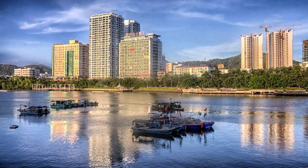 La isla de Hainan se está convirtiendo en el gran experimento económico de China. Y hay españoles implicados
