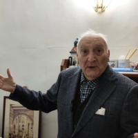 Joan Vaello y su sencilla rutina al empezar el día a los 100 años: "Siempre antes de comer algo me tomo un vaso de agua" 
