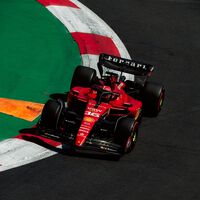 Charles Leclerc sorprende liderando el doblete de Ferrari y Daniel Ricciardo le saca las vergüenzas a Sergio Pérez