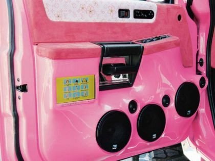 Hummer H2 Pink Edition