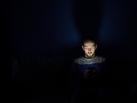 Así detectará mensajes suicidas la nueva y proactiva inteligencia artificial de Facebook