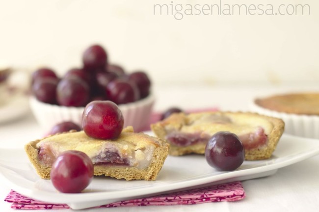 Tarta Vegana De Cerezas