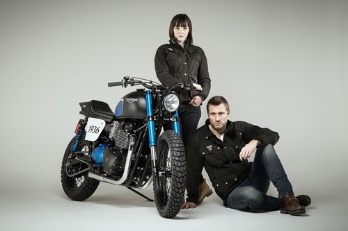 Triumph Bonneville BIT1 Street Tracker vestida por Barbour