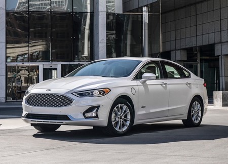 El Ford Fusion dirá el adiós definitivo: dejará de producirse en México en julio