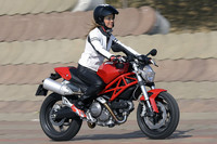 Plan Ducati-E, 500 euros de descuento en las Monster 696