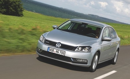 Volkswagen Passat híbrido enchufable, llegará pronto según su presidente