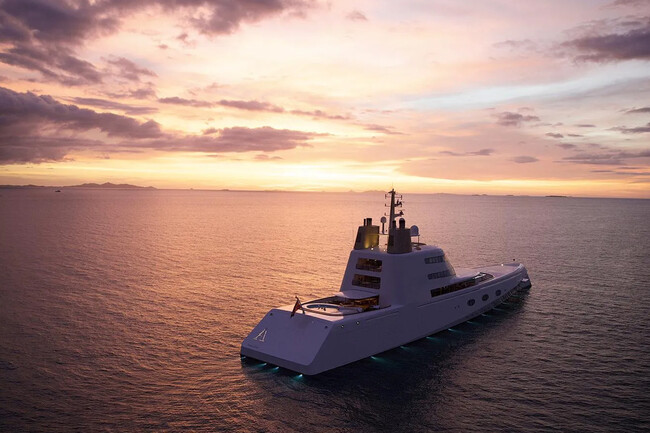 Yatch A 4