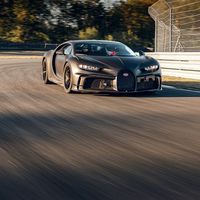 El Bugatti Chiron Pur Sport abandona el confinamiento y sale a estirar las piernas en la pista