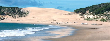 La mejor playa de España de 2023 alberga una antigua ciudad romana a orillas del mar 