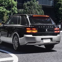 Toyota lleva casi 50 años fabricando el Rolls-Royce japonés. Siempre ha sido una berlina, pero ahora es un SUV