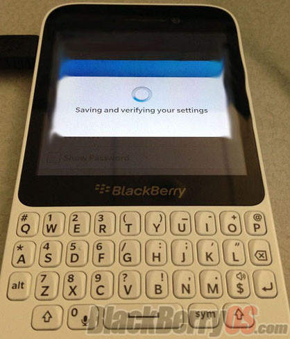 Aparece una nueva BlackBerry con teclado QWERTY, posible modelo asequible