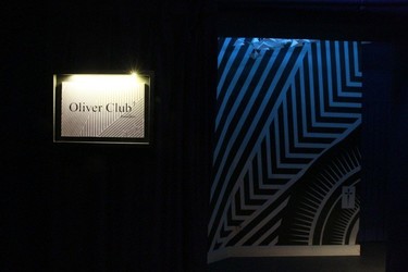 Música en vivo y Dj's invitados ponen ritmo a las tardes y noches de Oliver Club en Madrid