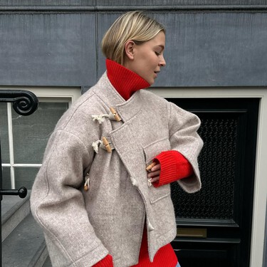Parfois se inspira en Isabel Marant y arrasará con el jersey calentito rojo que parece puro lujo y cuesta 40 euros