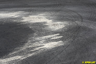 La preocupación se centra en el estado de la pista canadiense