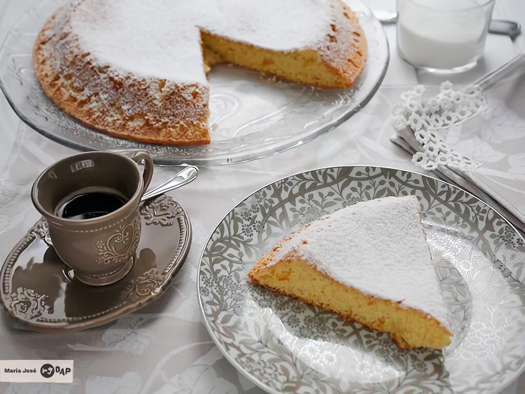 Gató de almendras mallorquín, receta de postre fácil y rápido