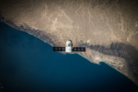La comunicación de emergencia mediante satélite está en los planes de Apple, pero no para este año, según Bloomberg