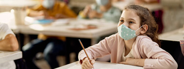 El vídeo viral que muestra la efusiva reacción de unos niños cuando su profesora anuncia el fin de las mascarillas en las aulas