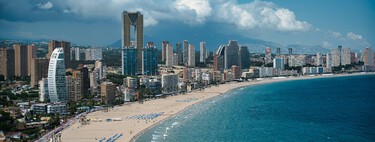 Benidorm se ha encontrado con algo peor que el turismo masivo: 340 millones de euros que amenazan con llevarla a la quiebra