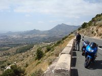 ¡Carretera libre! ¿Estamos locos o qué?