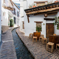Ni Frigiliana ni Vejer: este pueblo de la Alpujarra con casas blancas y calles con ríos de agua es perfecto para ir con la camper