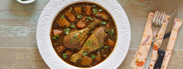 Guiso de pollo con lentejas y calabaza, un platazo súper nutritivo y saludable