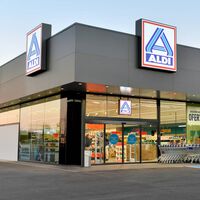 Este sábado 18 de abril, llega a Aldi (por menos de 10 euros) la lámpara solar ideal para el balcón o la terraza