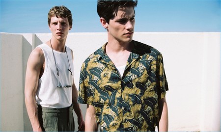 No encontrarás un lookbook más sencillo, fresco y precioso que el de Mango para la primavera-verano 2017