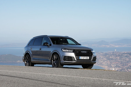 Audi Q7 Ultra frontal