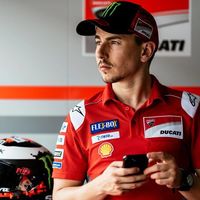 'Lo que aprendí hasta los 30' es el primer libro de Jorge Lorenzo: personal y plagado de consejos