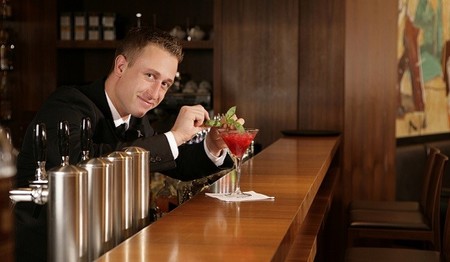 ¿Están condenados los bares a desaparecer en favor de la hostelería low-cost?