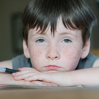 Síntomas de dislexia en niños: cómo detectar esta dificultad para aprender y ayudar a tu hijo