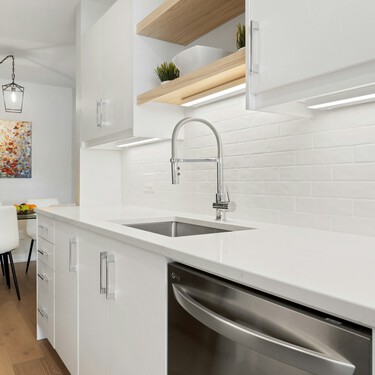 Leroy Merlin tiene el escurreplatos ideal para encimeras sin espacio: se pliega y cuesta menos de 15 euros