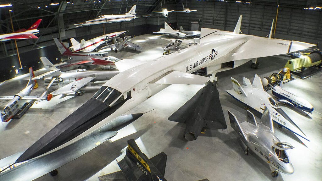 El XB-70 Valkyrie, el monstruoso bombardero supersónico de Estados Unidos ya olvidado por todos