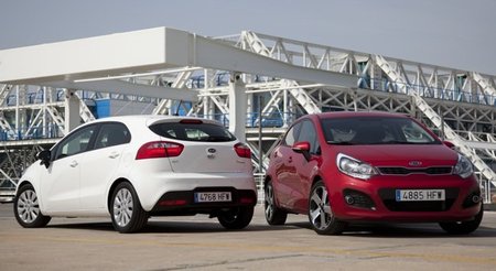 KIA-Rio-2011-32